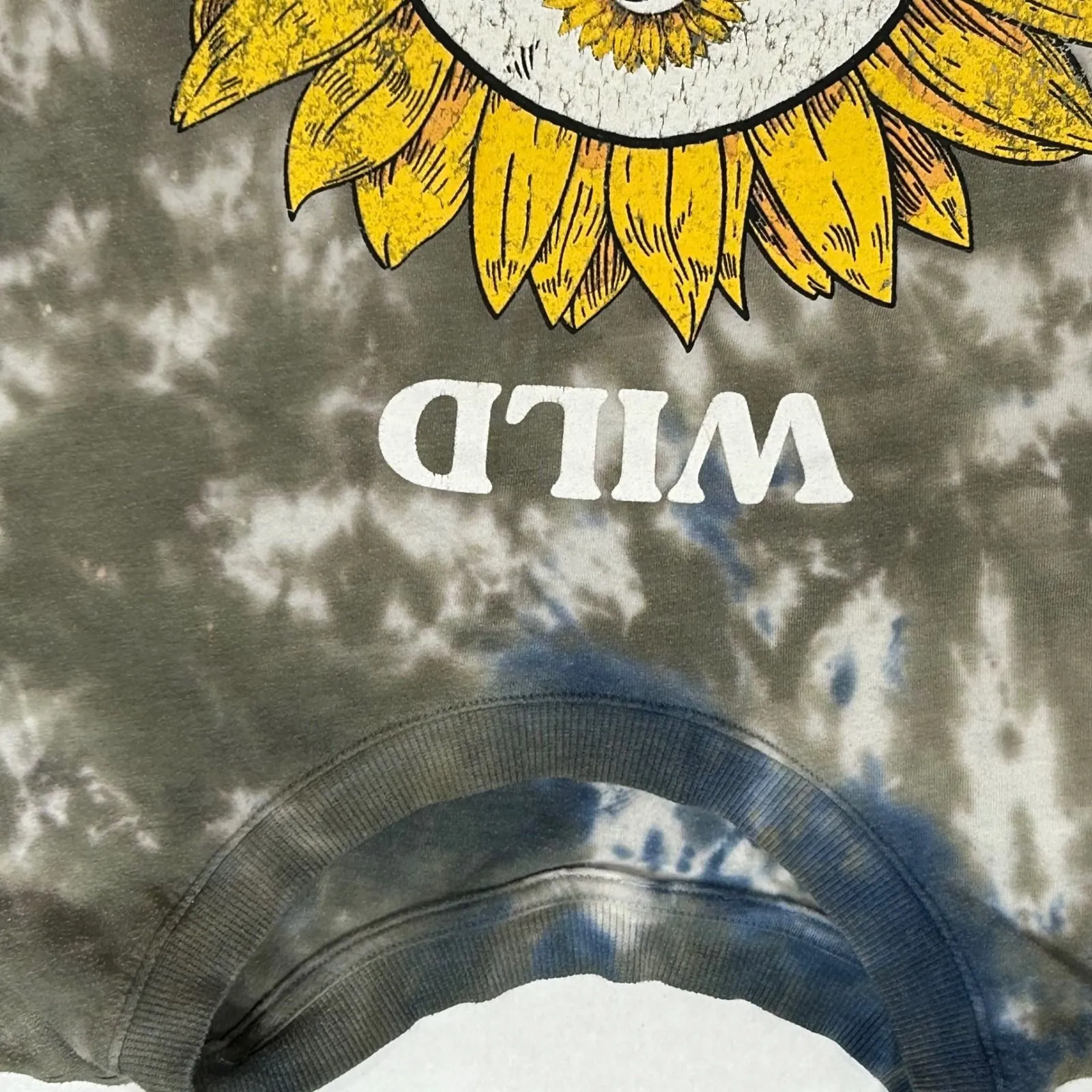 Womens XXXL Tie Dye Wild Child‎ Sunflower Skull Graphic T Shirt Worn Grunge Yellow Size undefined - Image 6