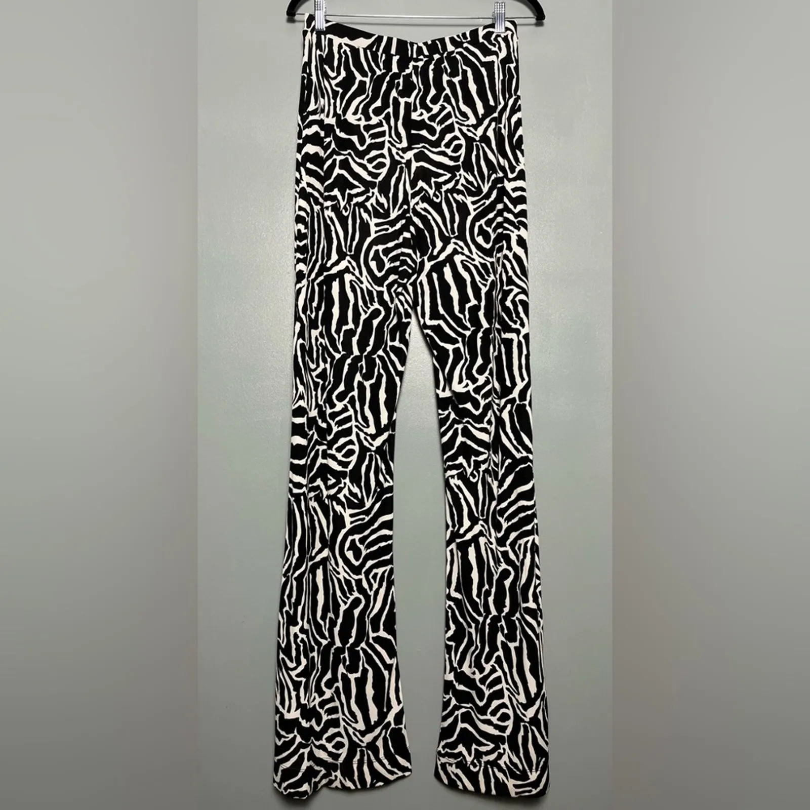 NWT Diane Von Furstenburg Capsian Jersey Pants March Tiger Women’s Size M - Image 4