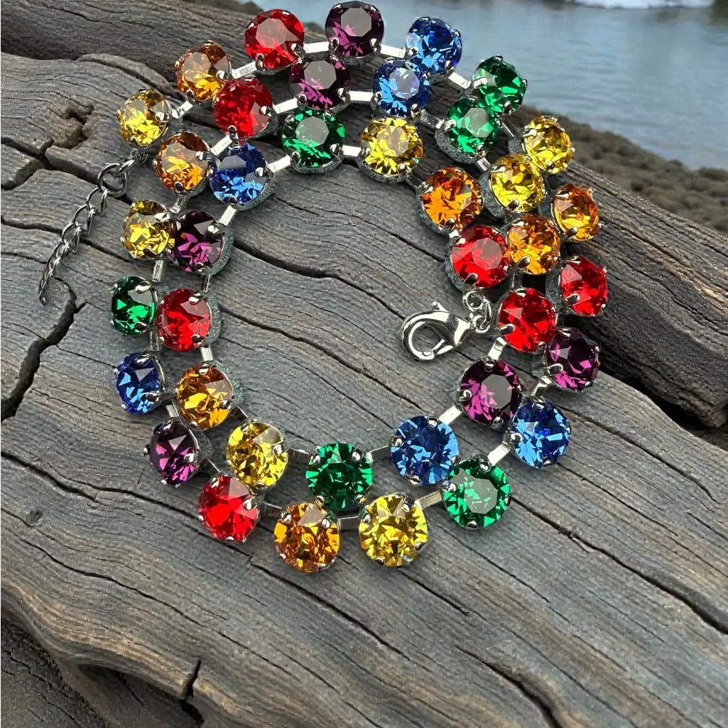 Handcrafted Cupchain necklace with Swarovski crystal - Image 2