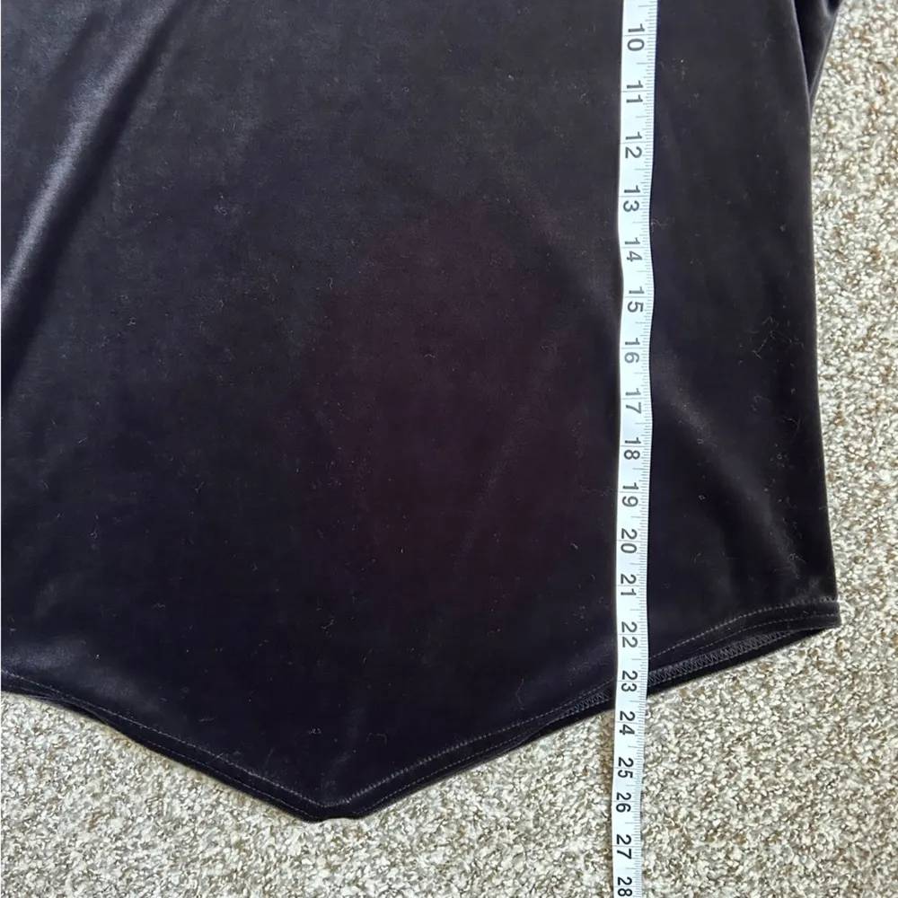 Willow Ridge Long Sleeve Black Velvet Blouse Medium - Image 6