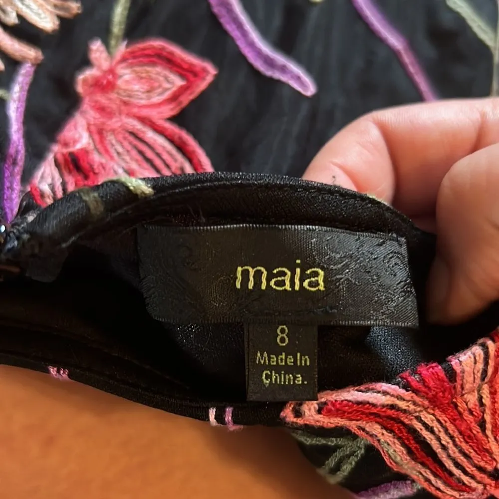 Maia sleeveless embroidered floral dress 8 - Image 6