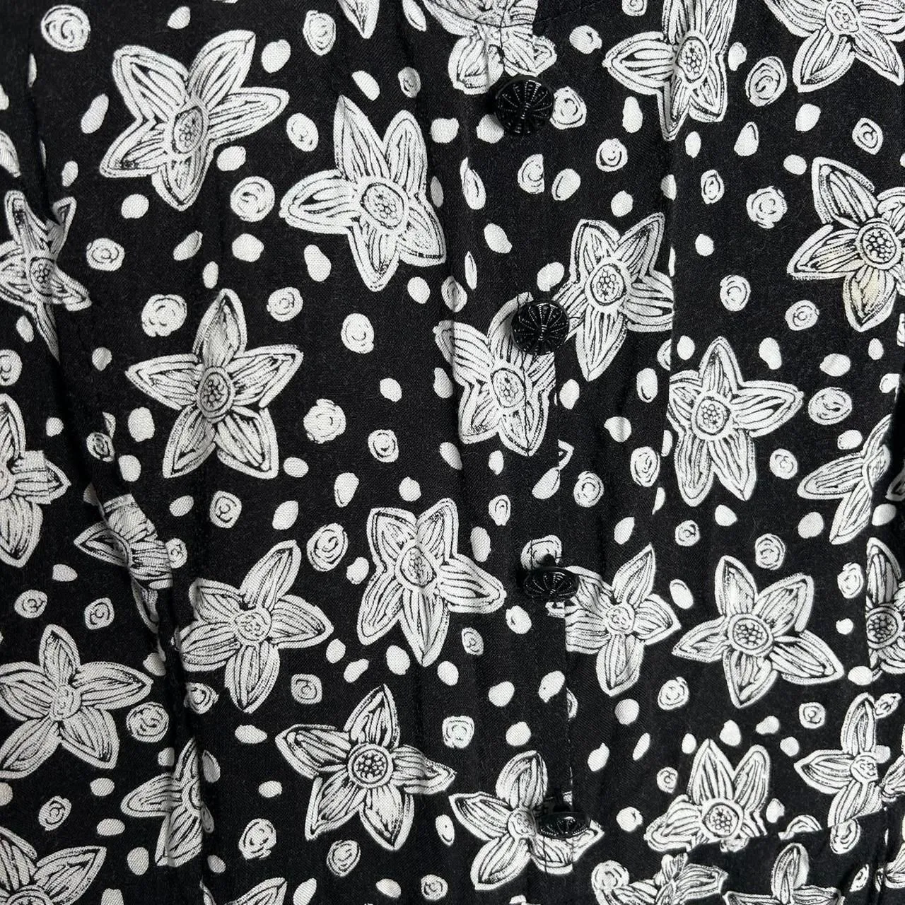 Vintage 90s 1990s Y2K 2000s Black & white polka dot daisy floral romper - Image 3