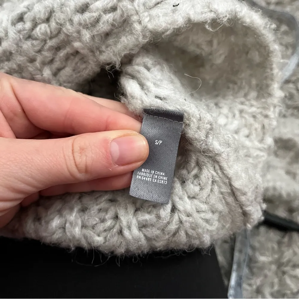 Aerie grey knit pull over mock cowl neck sweater size small - Image 3