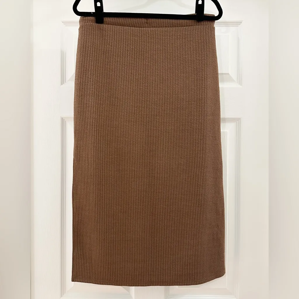 NEW American Eagle Stretch High-Waisted Ribbed Knit Midi Skirt Brown sz Large - Image 6