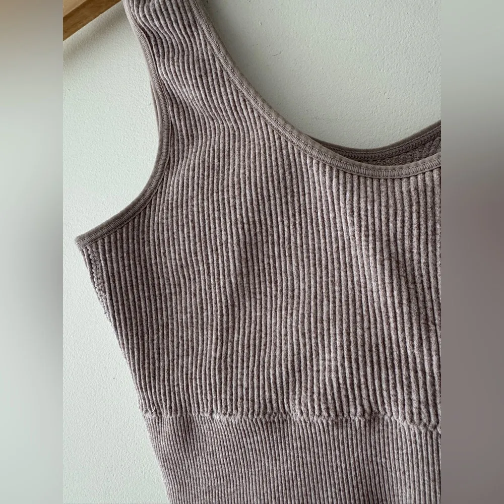 Aerie Chill Play Move Seamless Mauve Ribbed Scoop Neck Bralette - Image 2