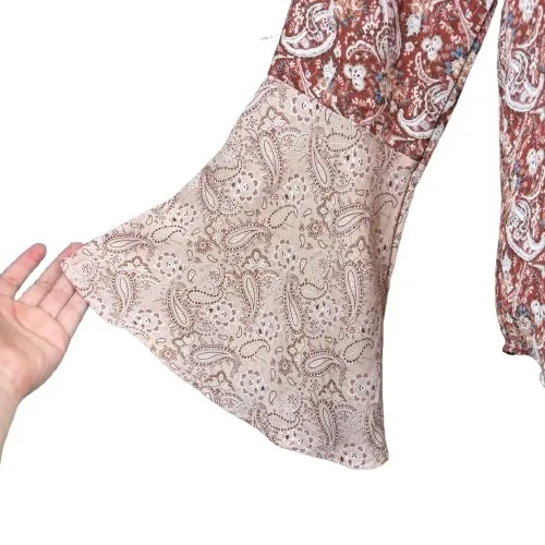 Andree By Unit Mixed Paisley Print Bell Sleeve Blouse Popover Top Size Medium - Image 2