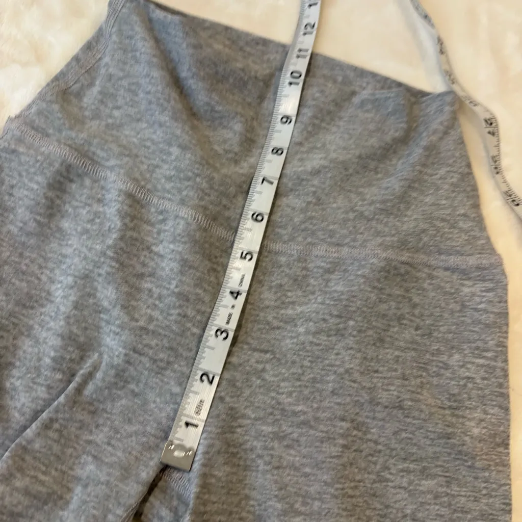 Beyond Yoga Small/XS Lot Tank and 2 Pairs of Cropped Leggings - Image 11