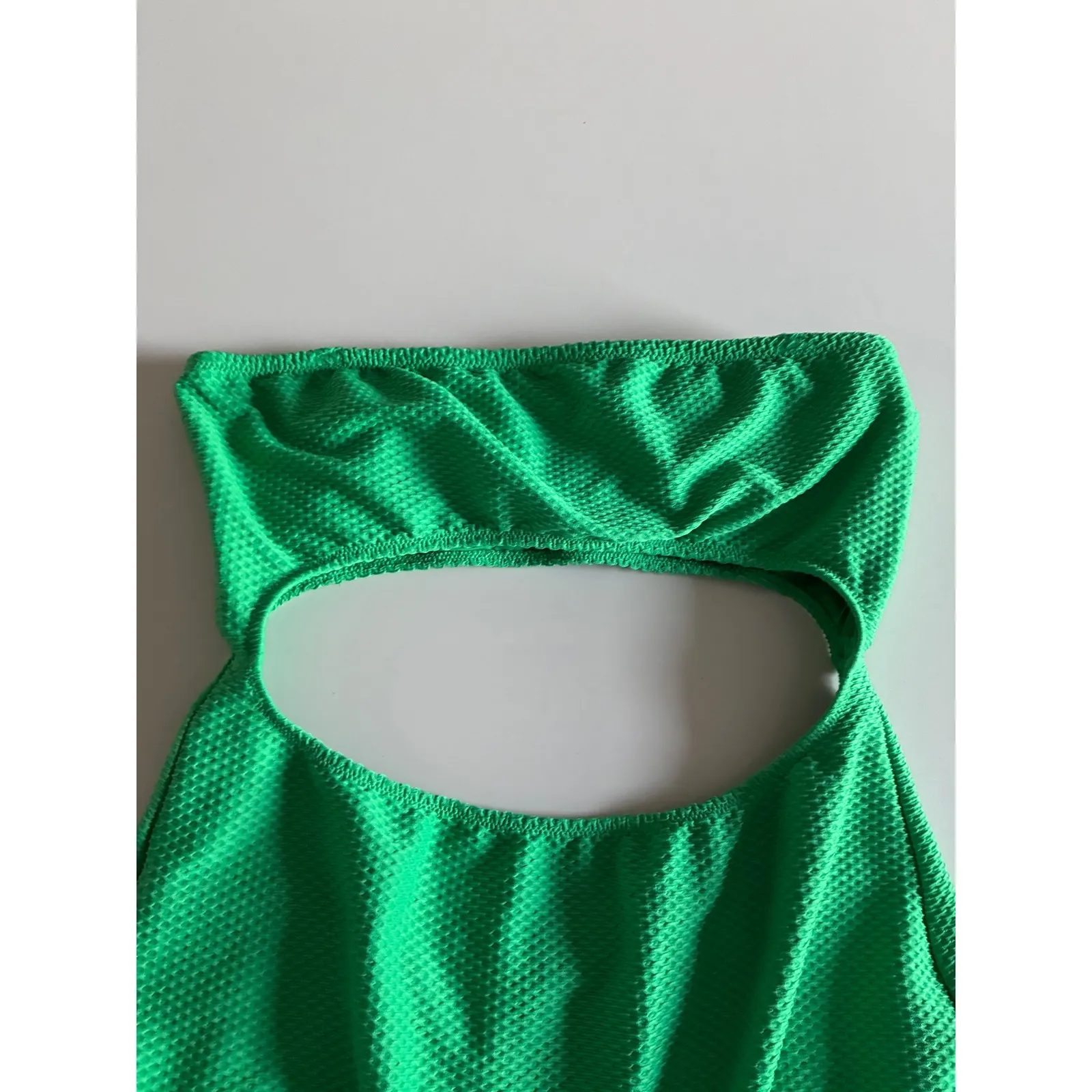 Aerie One Piece Swimsuit Green Textured Cutout Strapless Size XL - Image 4