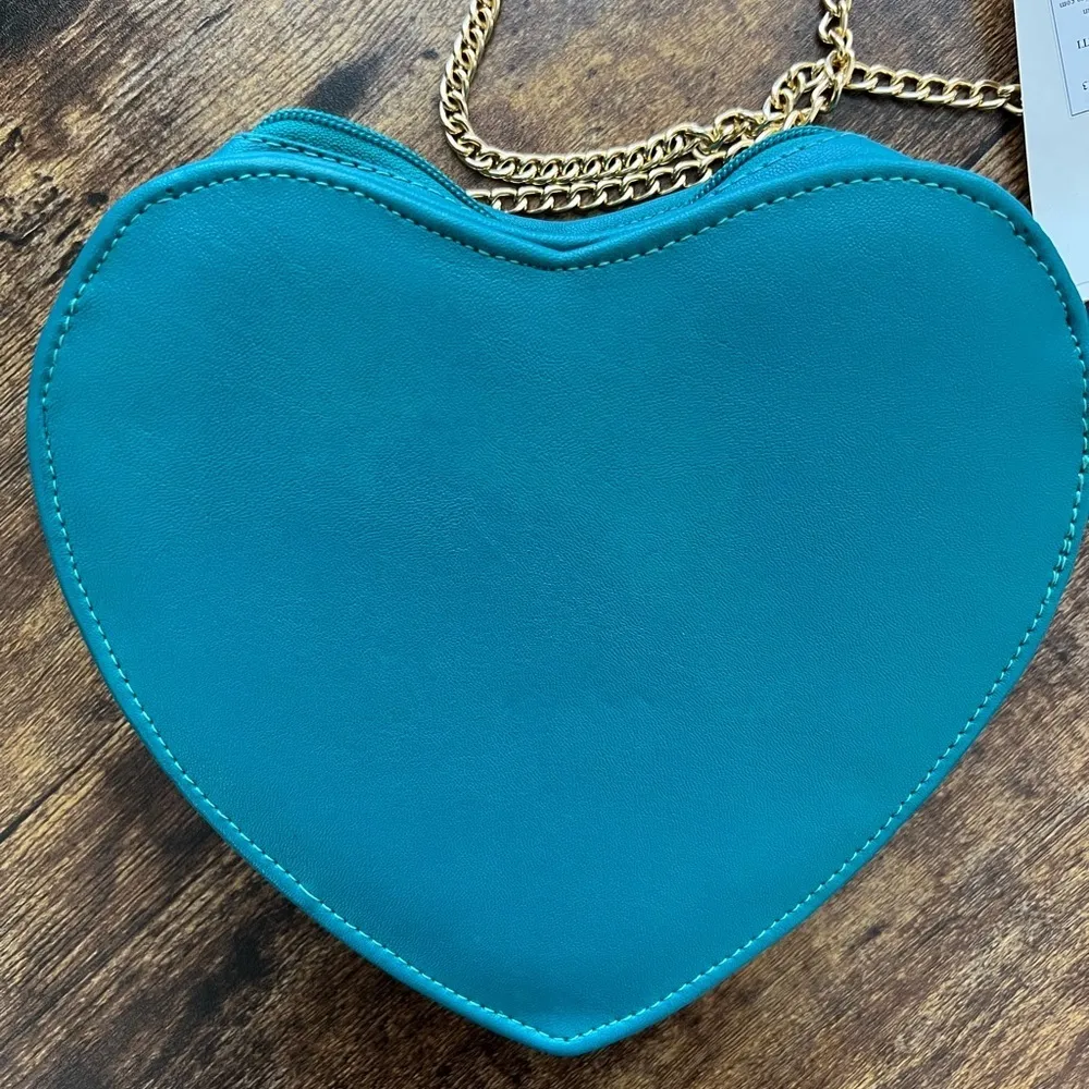 Companiafantastica teal blue heart shaped purse - Image 7