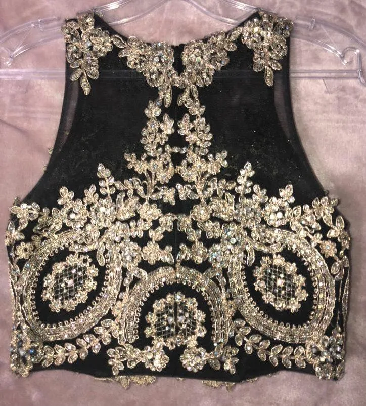 Abby Paris Gold and Black Homecoming dress  - Image 7