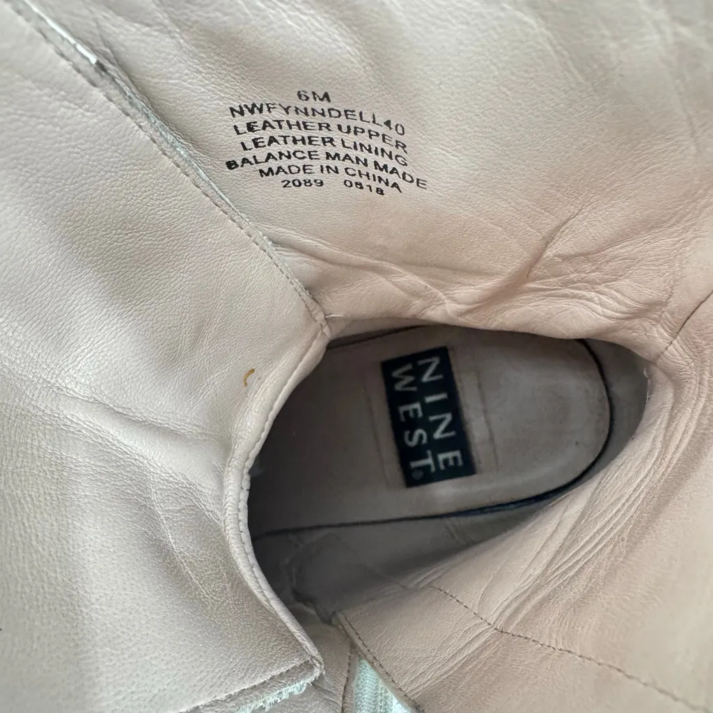 Nine West Fynndelle Lace-Up Heeled Bootie in white patent genuine leather Size 6 - Image 10