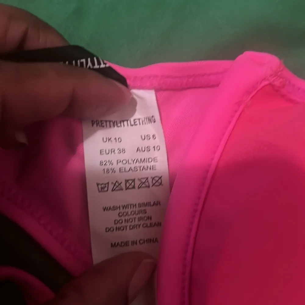 NWT Prettylittlething Vibrant Pink Underwired Tanga Women's Bikini size 6 - Image 7