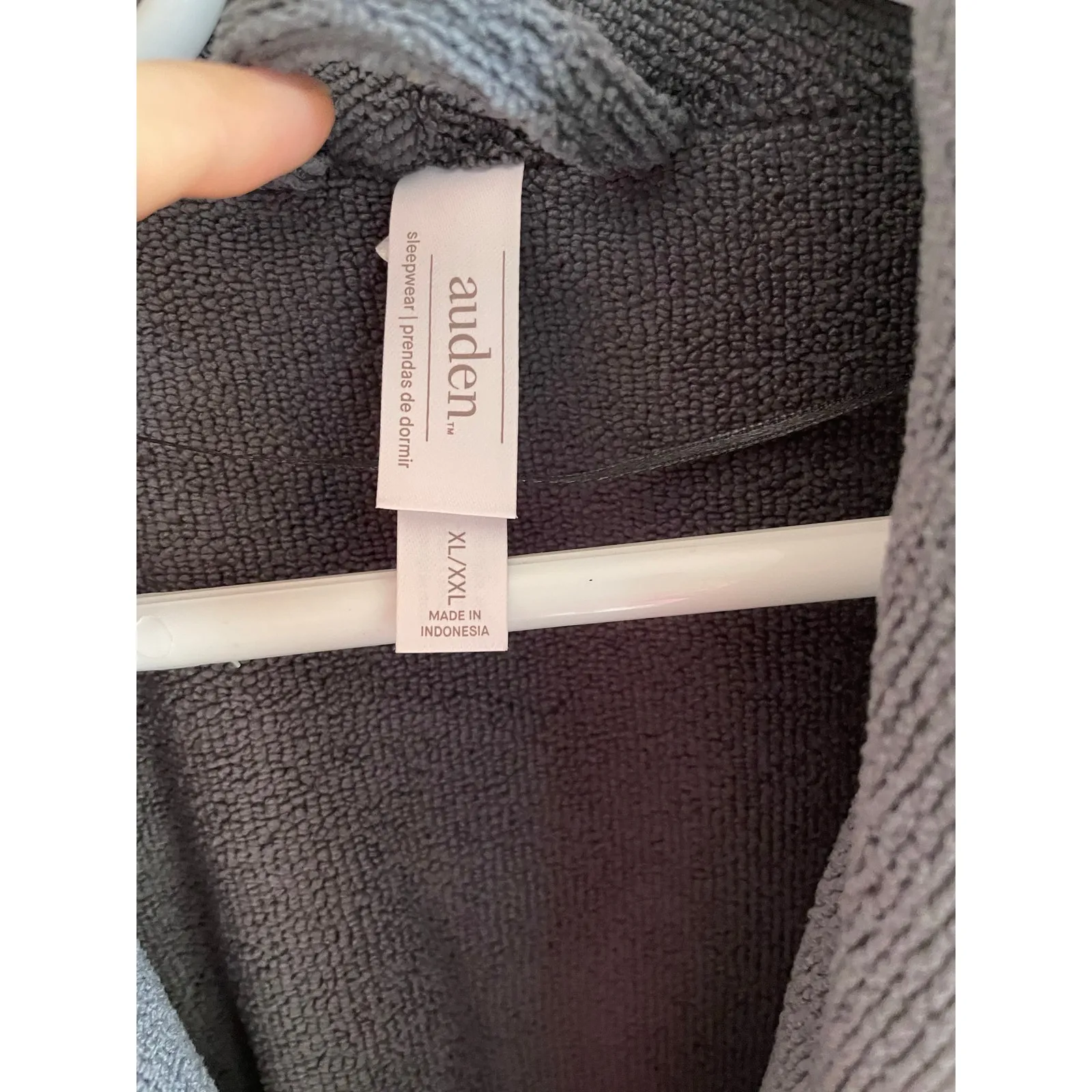 New Women’s Auden Plush Terry Robe Dark Gray size XL/XXL - Image 9