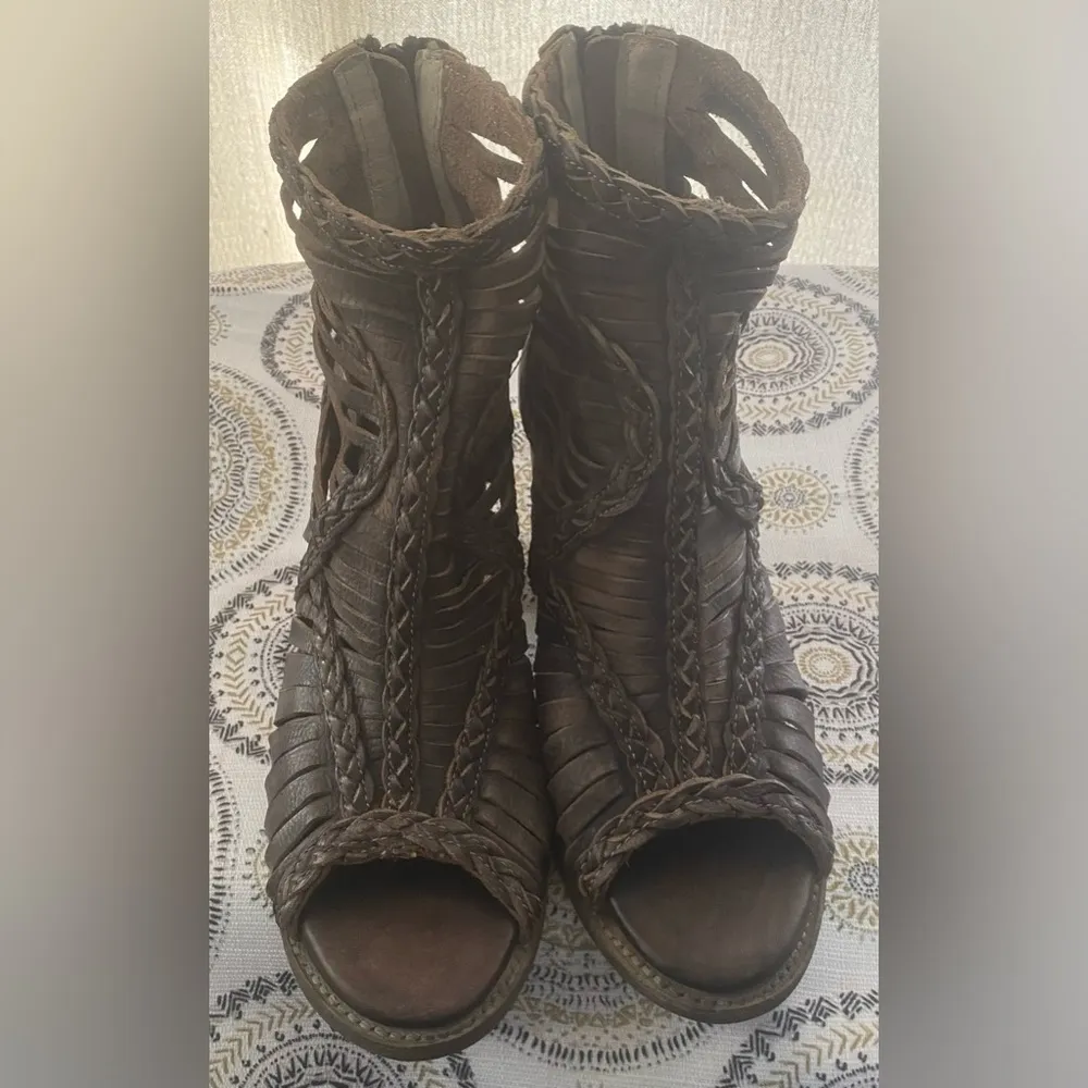 FREEBIRD BY STEVEN Bela Brown Laser Cut Heel Sandal Peep Toe Booties Size 10 - Image 3