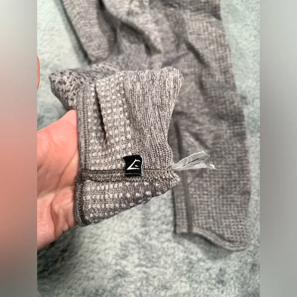 Gymshark gray leggings with pocket - Image 8