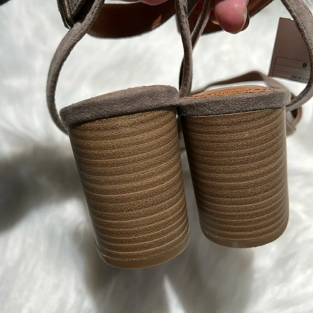 Taupe Microsuede 1/4 Strap Heeled Pump Sandals NWT - Image 6