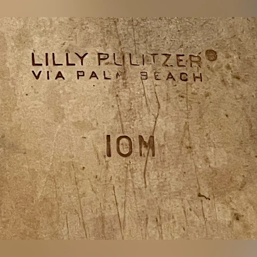 via Palm Beach Pink Leather Thong Sandals w/Gold Shells - Sz 10M - Image 11