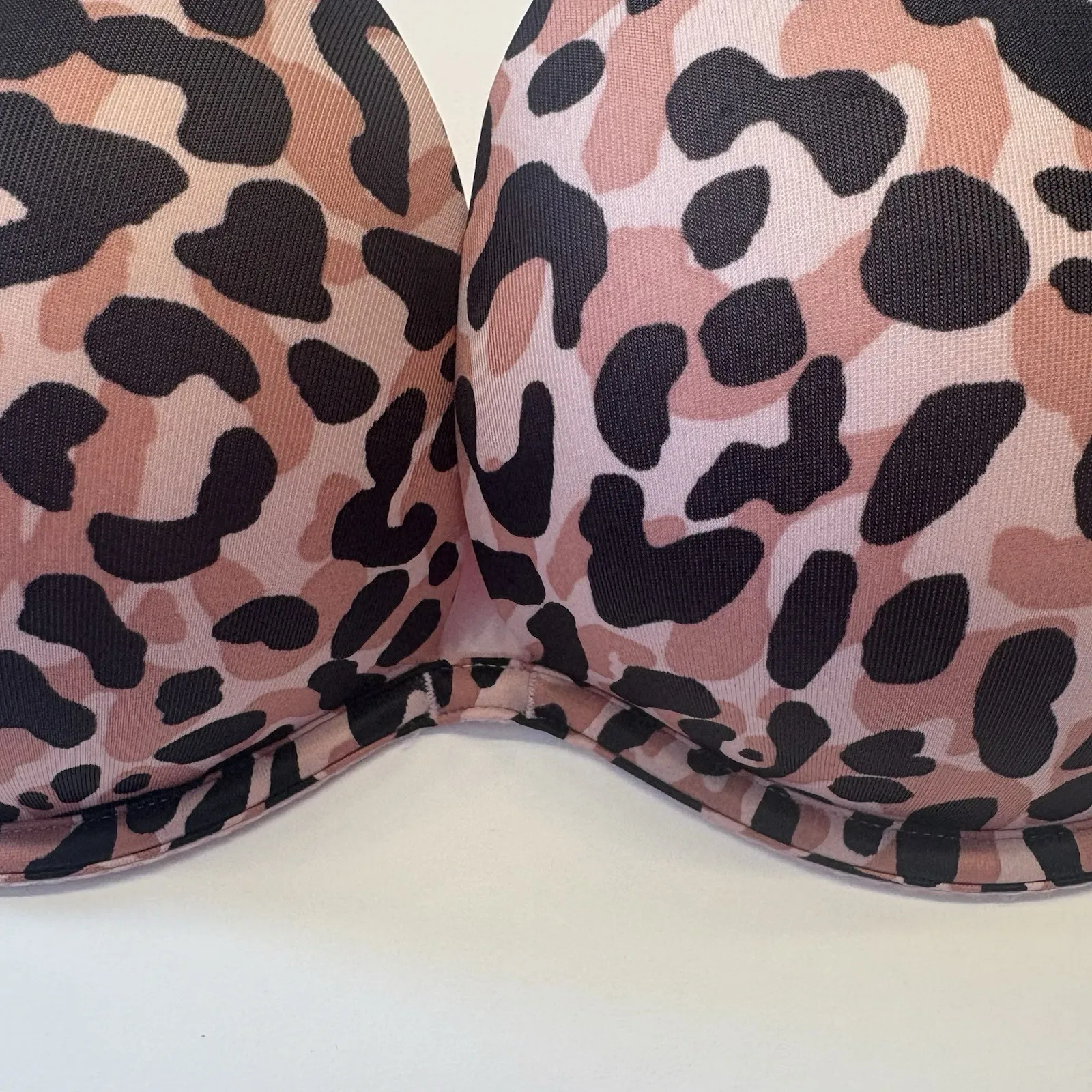 Victoria's Secret PINK Wear Everywhere Super Pushup Bra 32DD Pink‎ Leopard NEW - Image 6