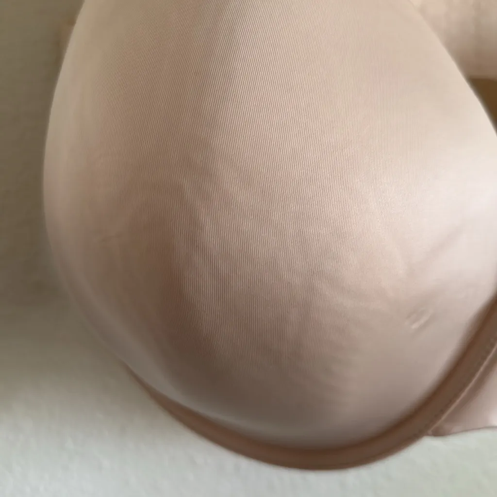 SOMA Vanishing 360 Perfect Coverage Nude Bra. - Image 4