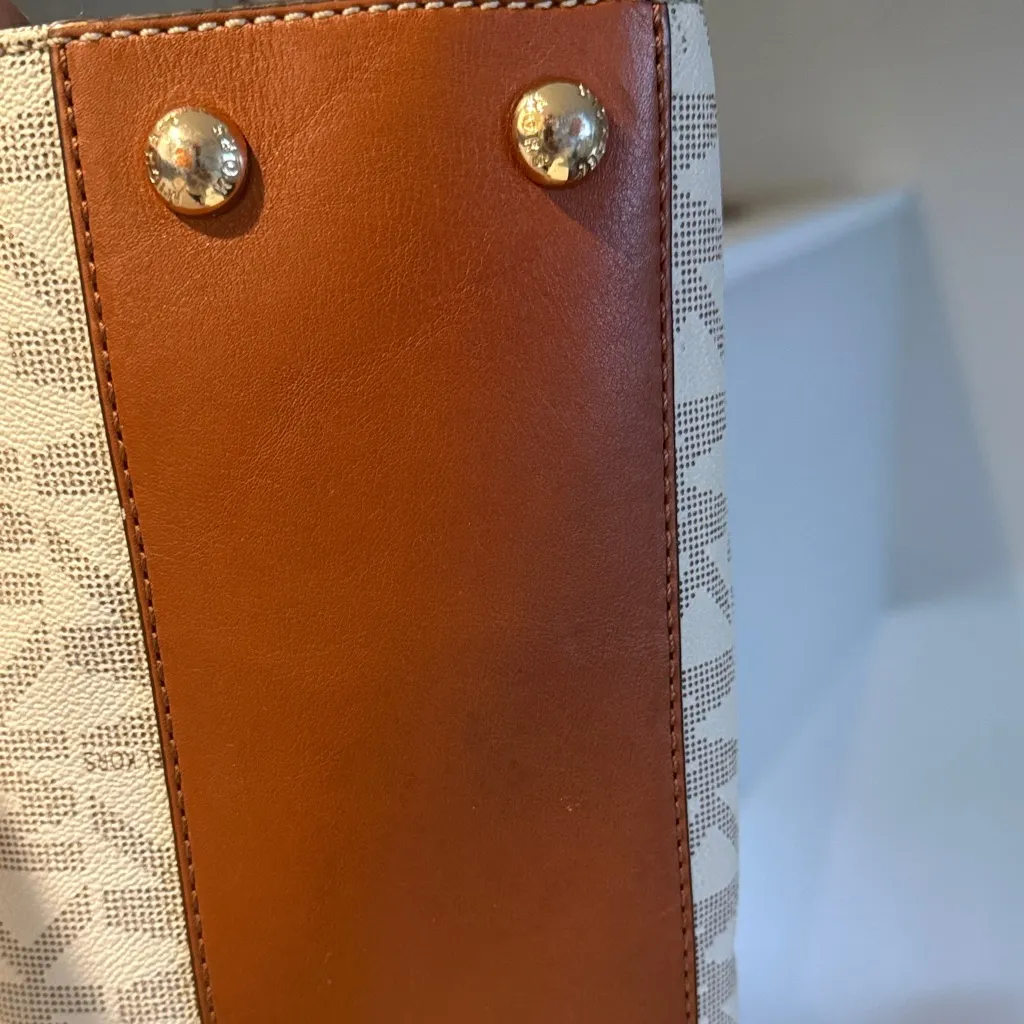 Michael Michael Kors Hamilton East West
Satchel bag size medium Brown - Image 7