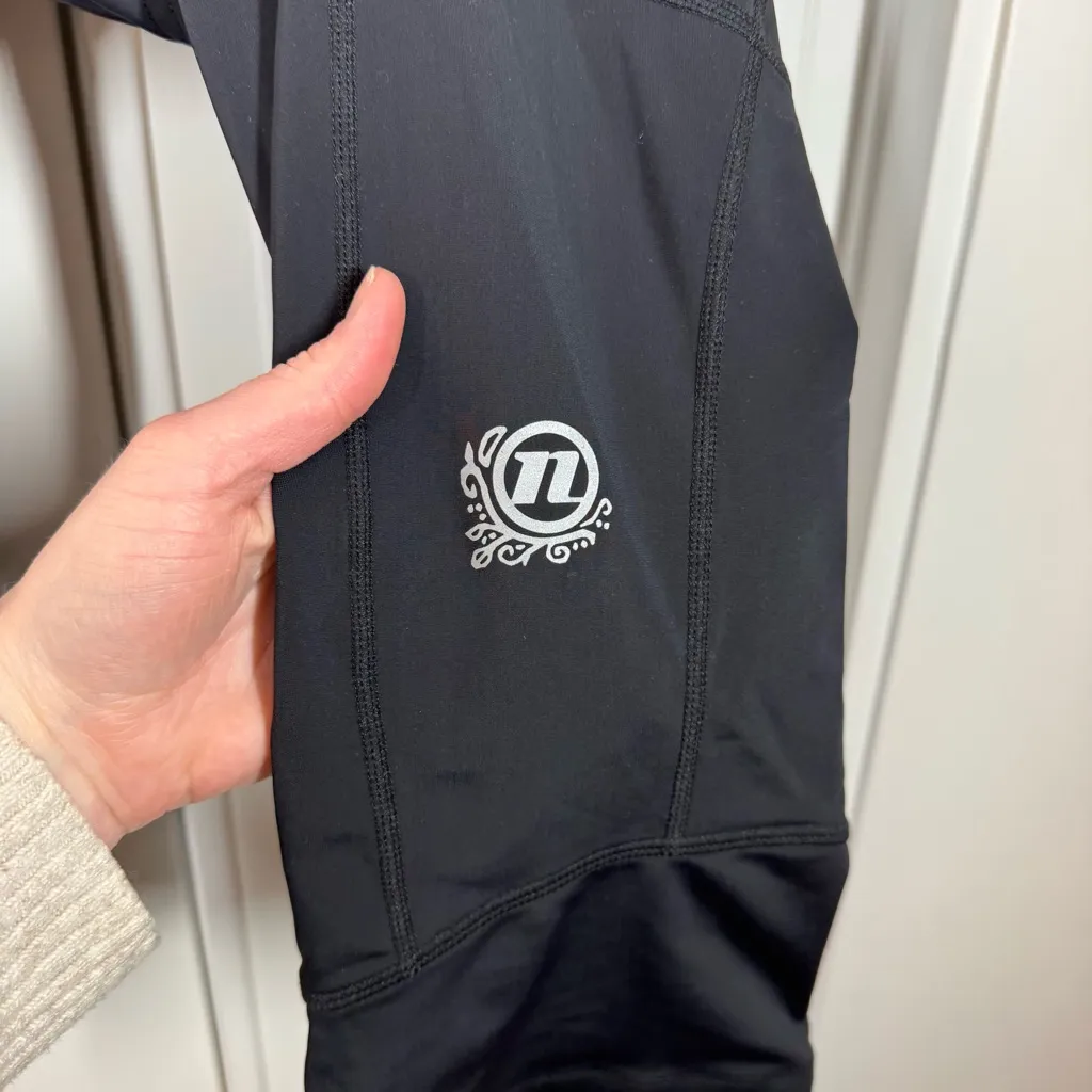 NOVARA Black padded Cycling capri pants women’s size xl - Image 3