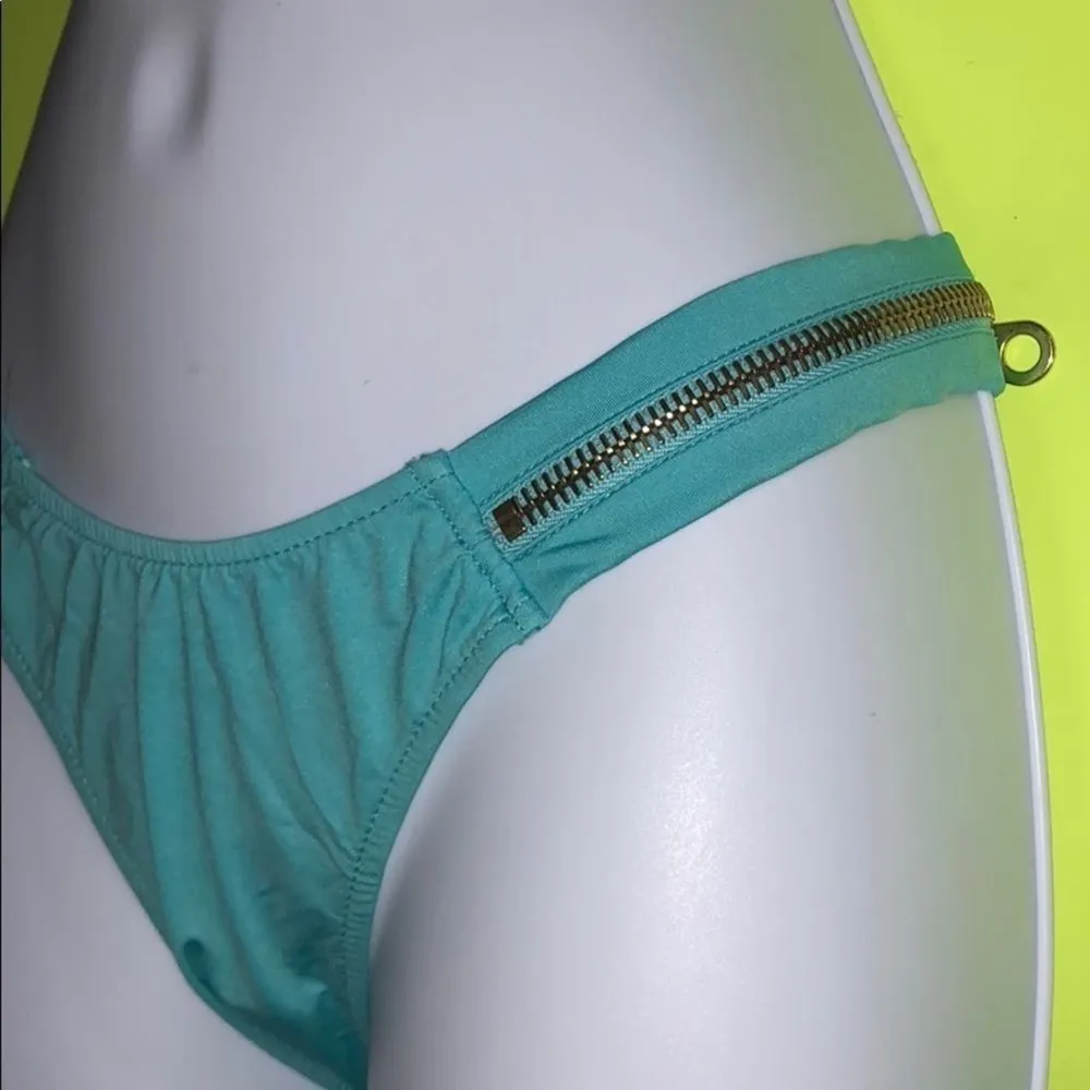 Beach Bunny Love Lockdown Limited Edition Bikini Bottom - Image 4