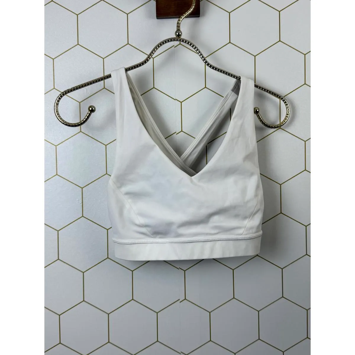 Lululemon Envital Bra in White - Size - 4 - Image 7