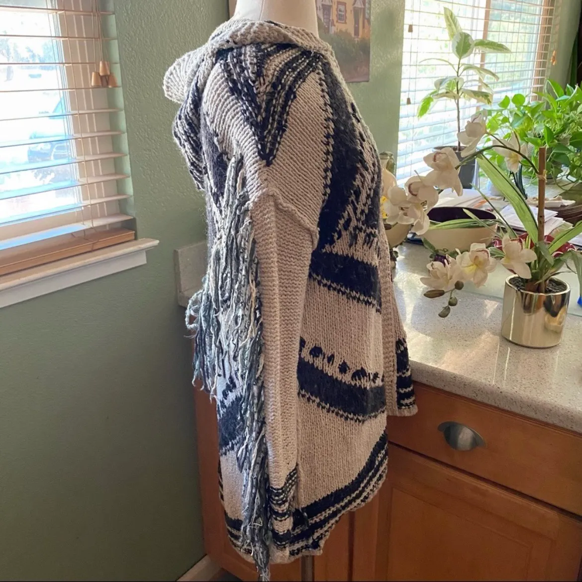 Fringe Zip Up Sweater - Image 9