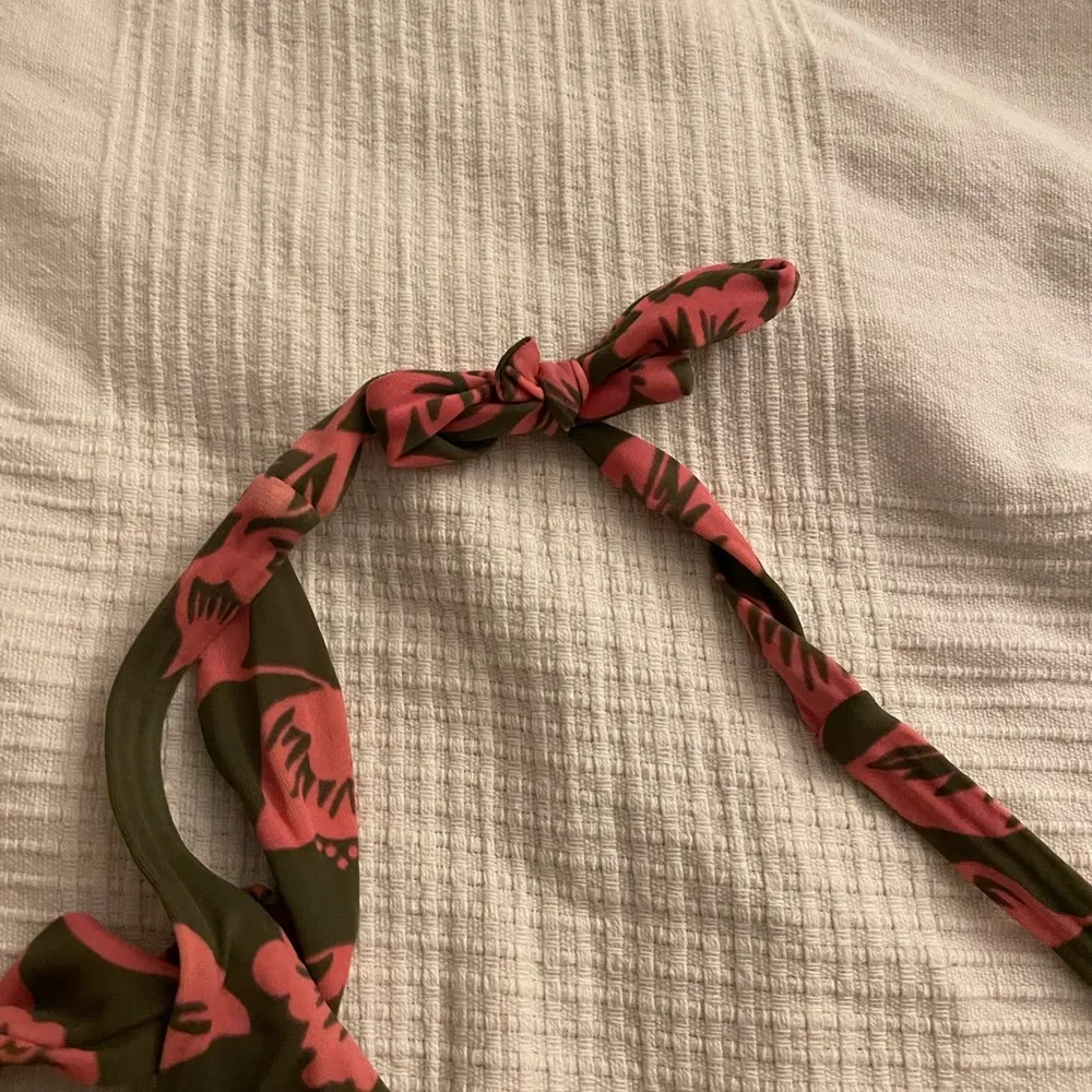 Victoria’s Secret top & Arizona Jeans polka dots bottom, size S summer vacation - Image 8