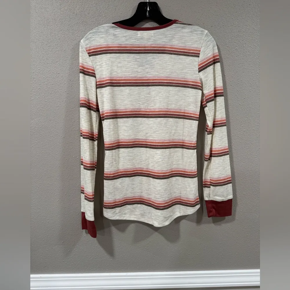 2/$10 NWT Maurice’s Heartland Henley Striped Tee - Image 5