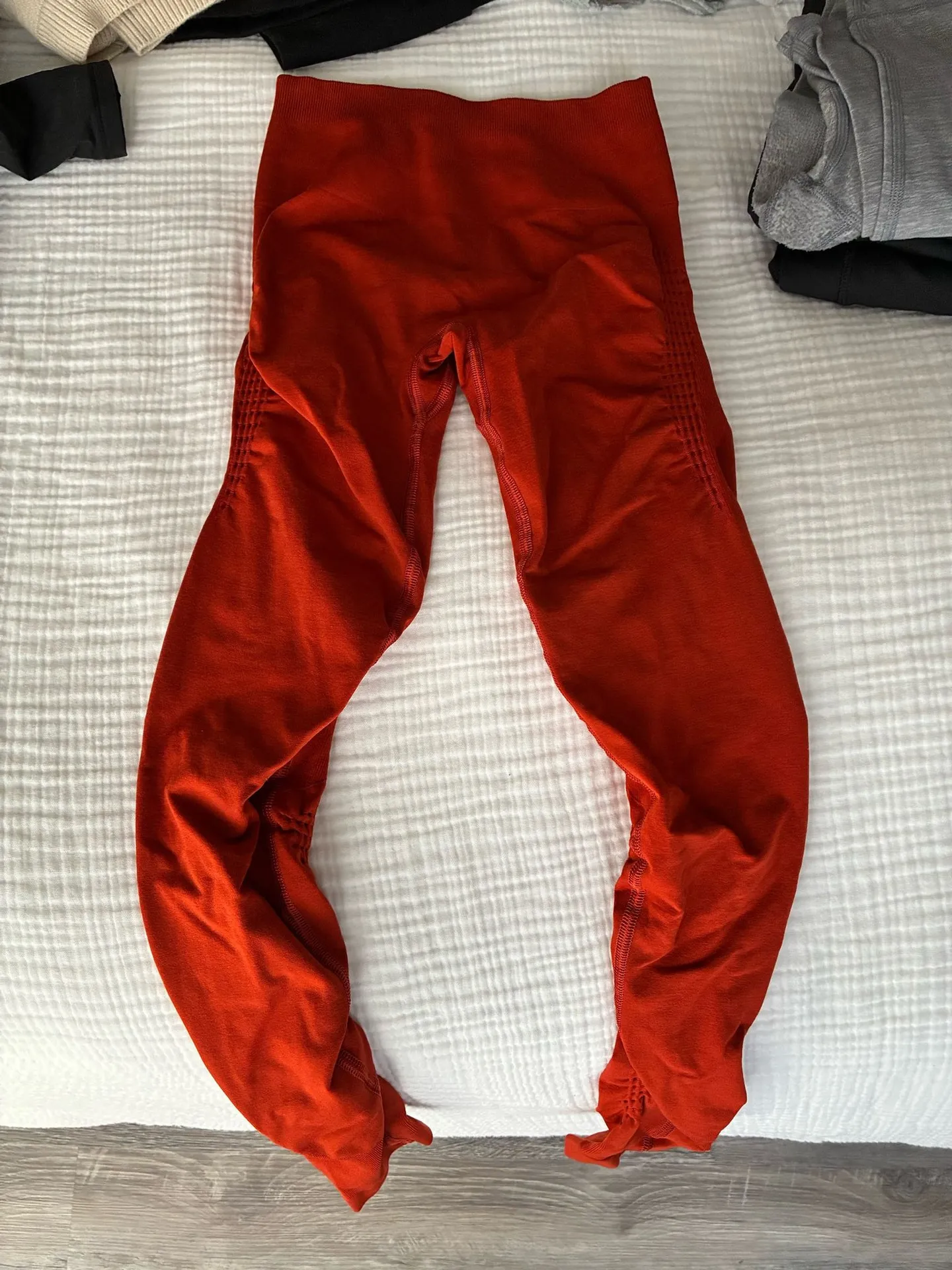 Amplify Alphalete Leggings Red - Image 3