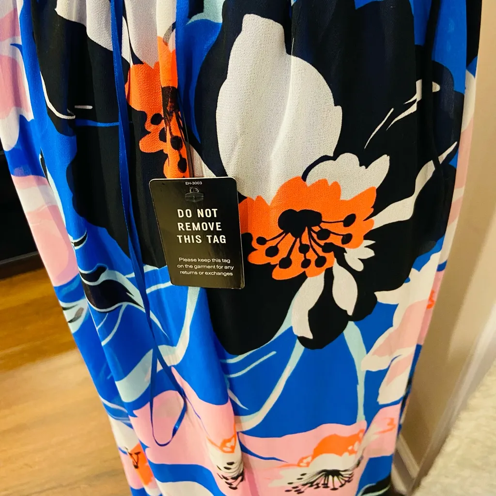 Gorgeous maxi dress 🌺🌼🌸 - Image 9