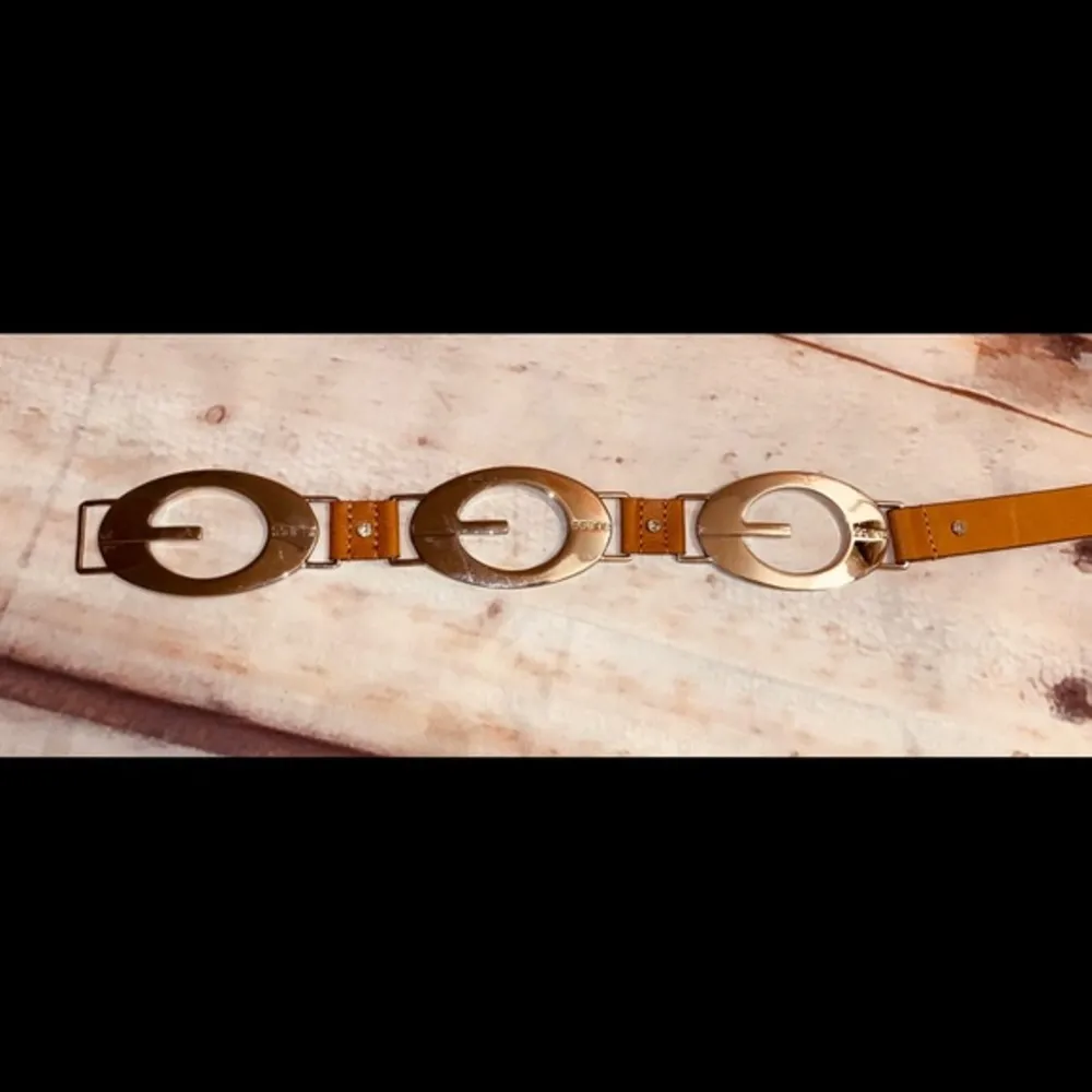 Guess  Leather Belt UNIQUE! - Image 2
