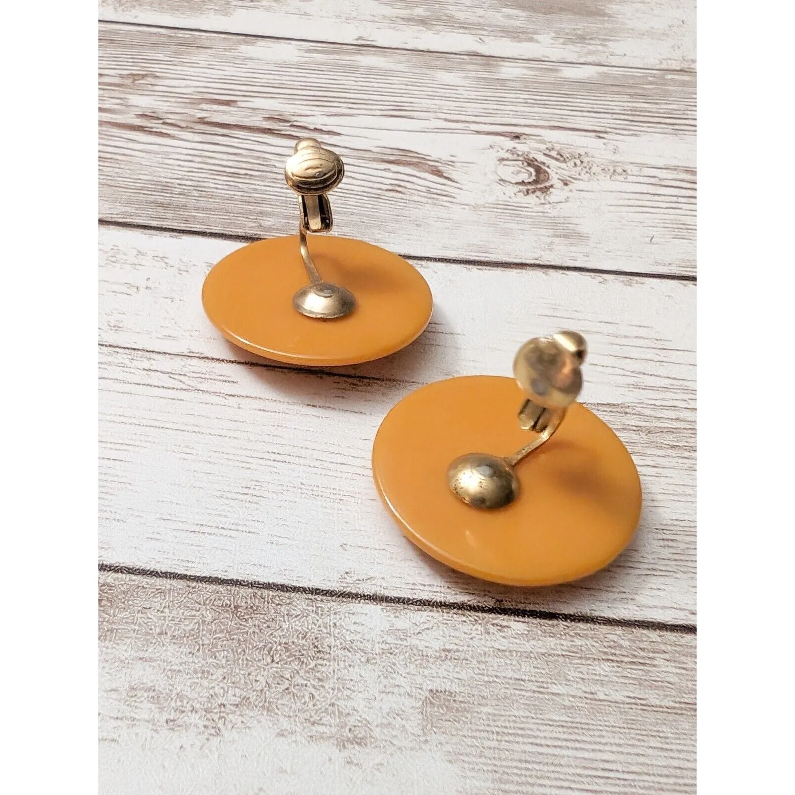 Vintage Clip On Earrings - Image 4