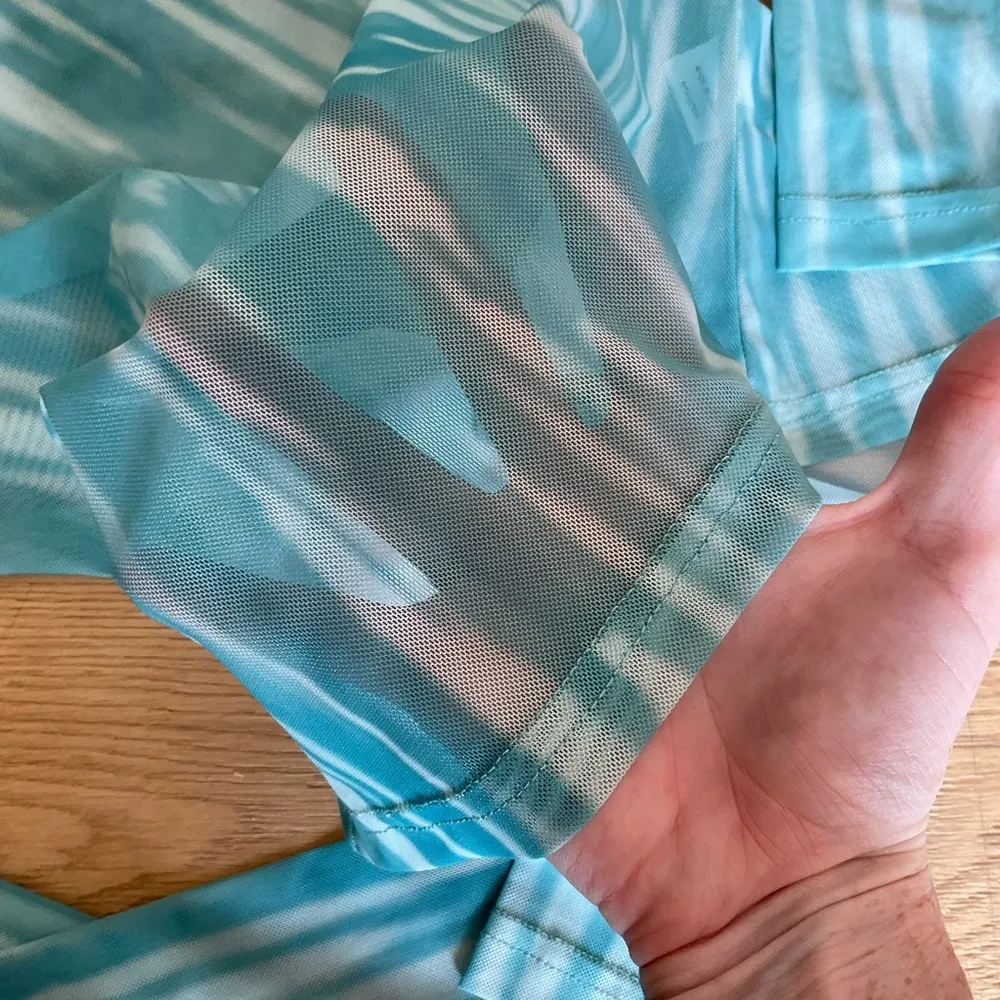 Superdown Mesh Mock Neck Top and Flare Pants in Aqua Stripe - Image 4