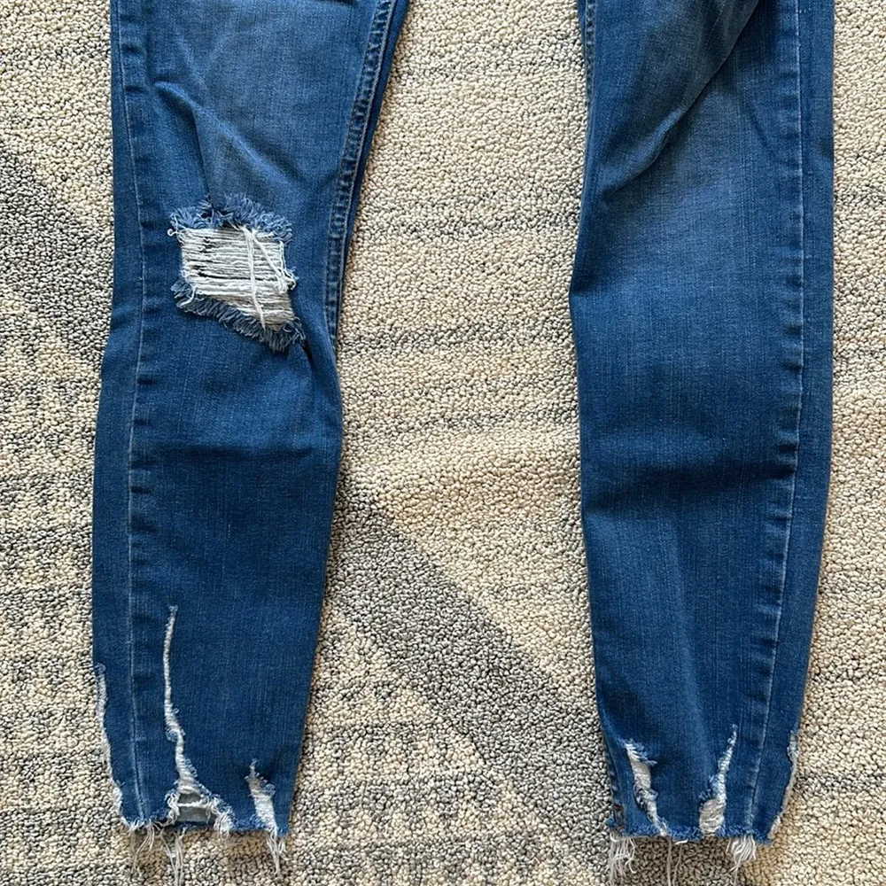 Free People Skinny Jeans - Image 4