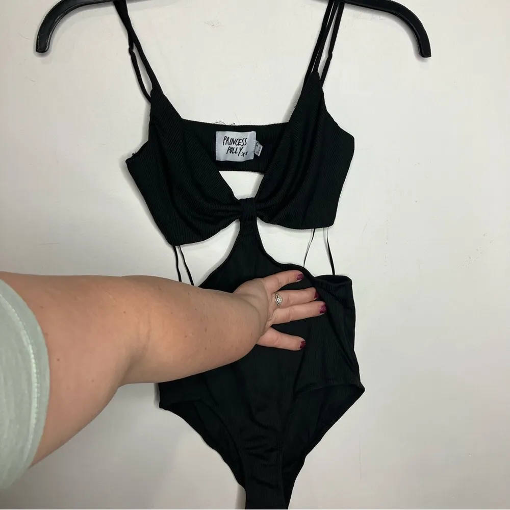 Princess Polly black ribbed bodysuit size 2 - Image 2