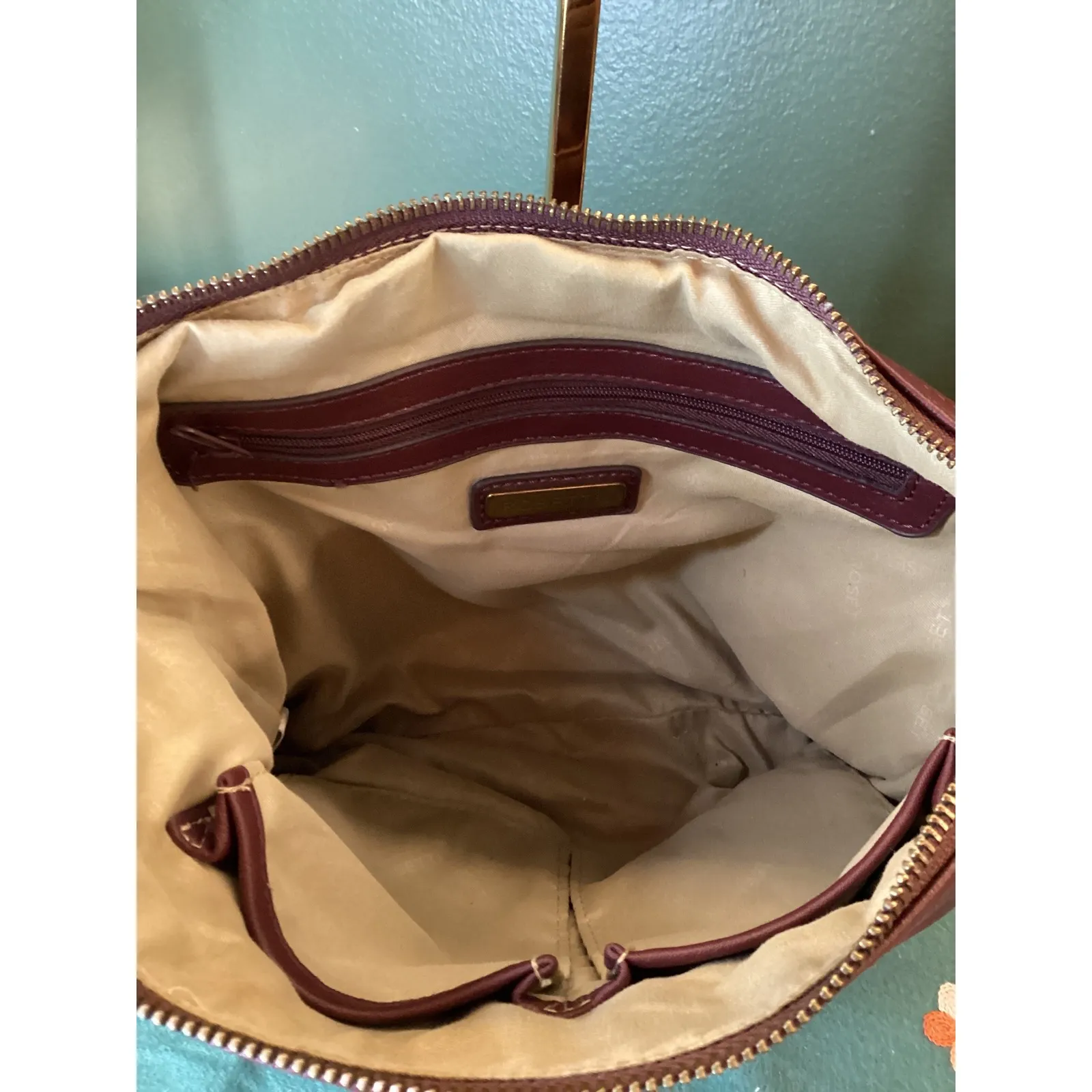 ROSSETTI Burgundy Shoulder Bag Vintage 80s vibes Zipper Accents Adjustable Strap Purple - Image 5