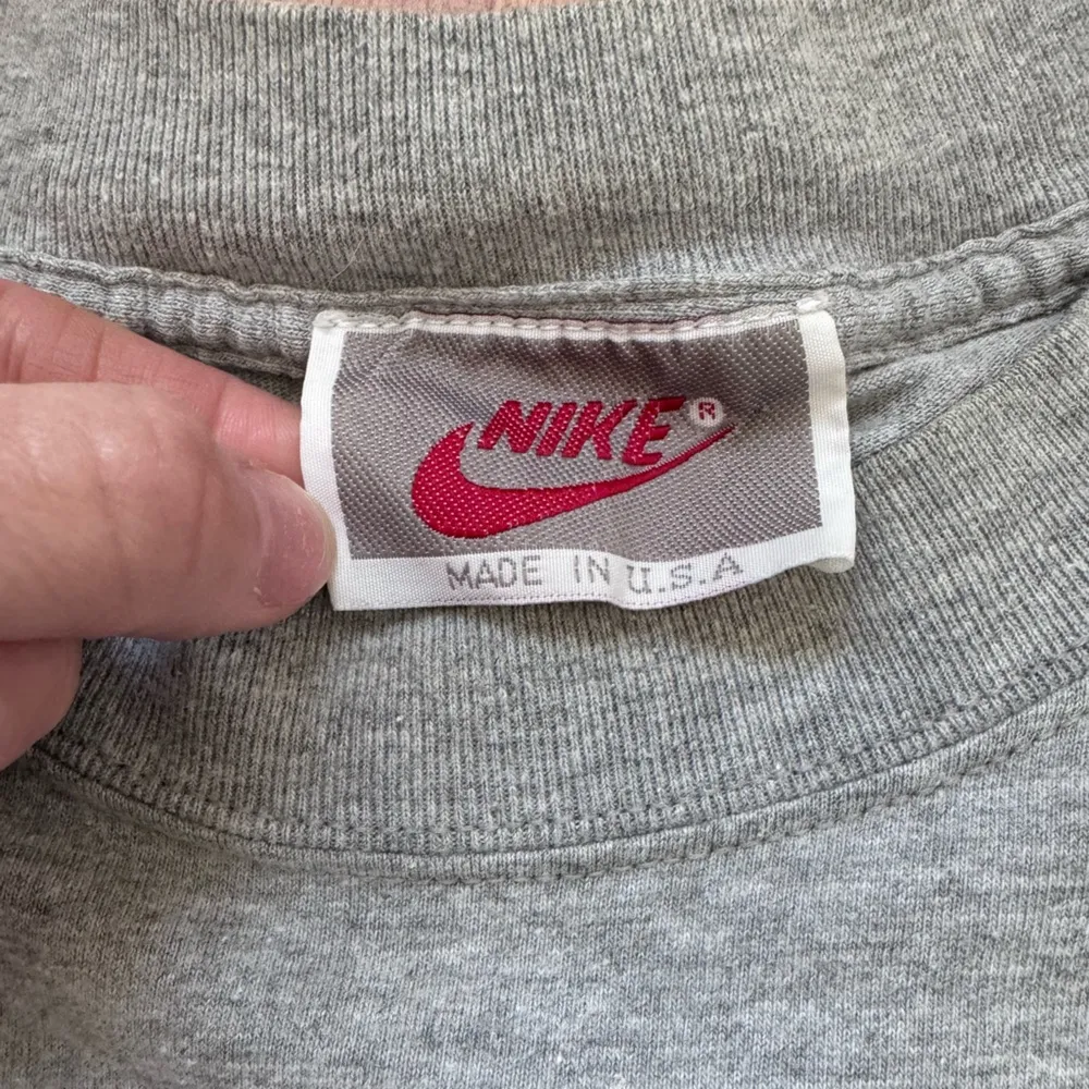 Vintage Reworked Nike Cropped T-Shirt Size XL Gray Patchwork - Image 4