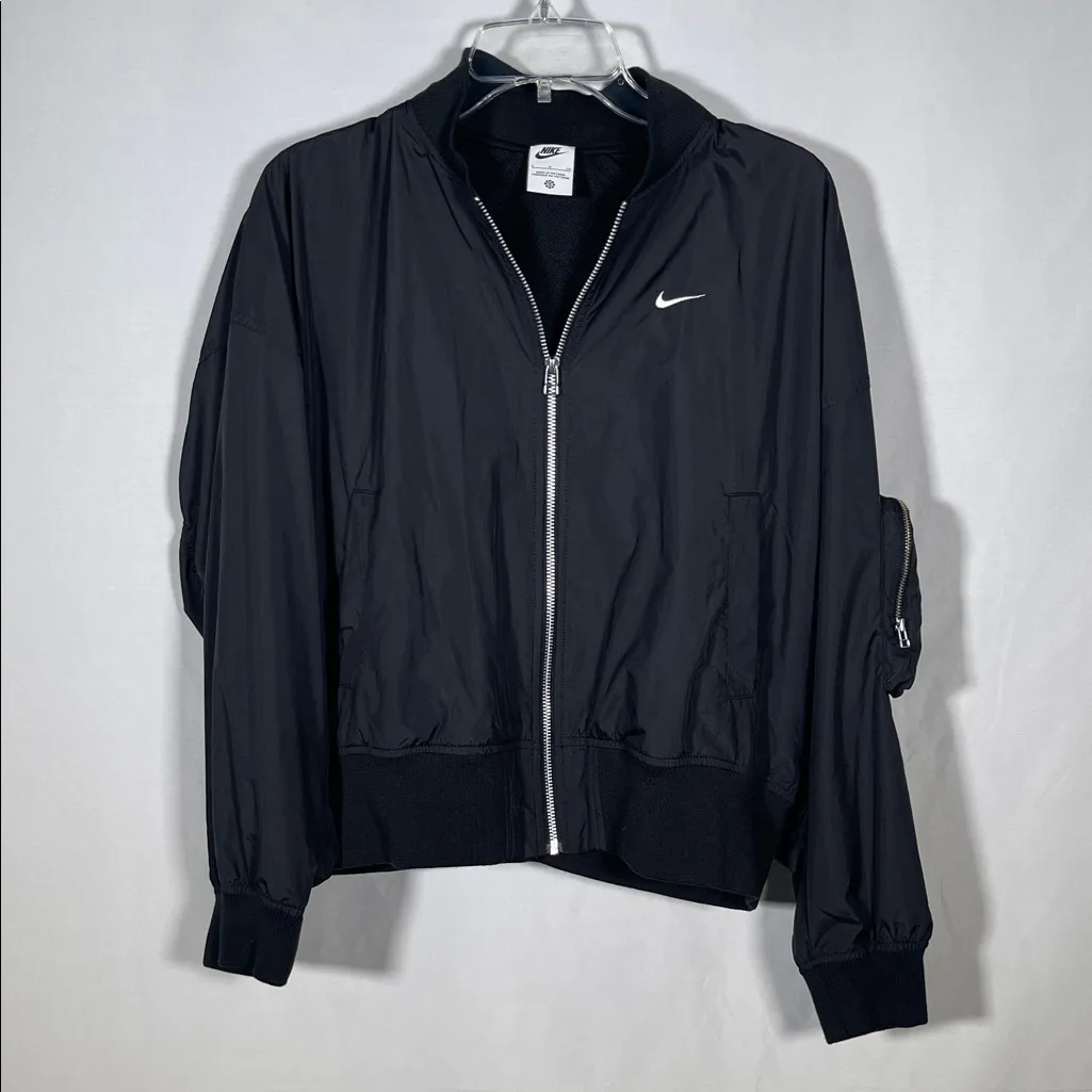 NIKE WOMENS SPORTSWEAR ESSENTIAL BOMBER ZIP UP JACKET BLACK SMALL - Image 2