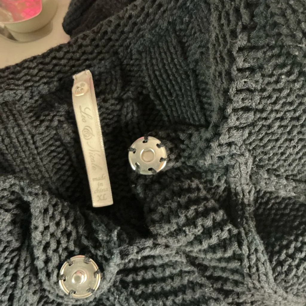 Leo & Nicole Charcoal Cable Knit Poncho - Image 3