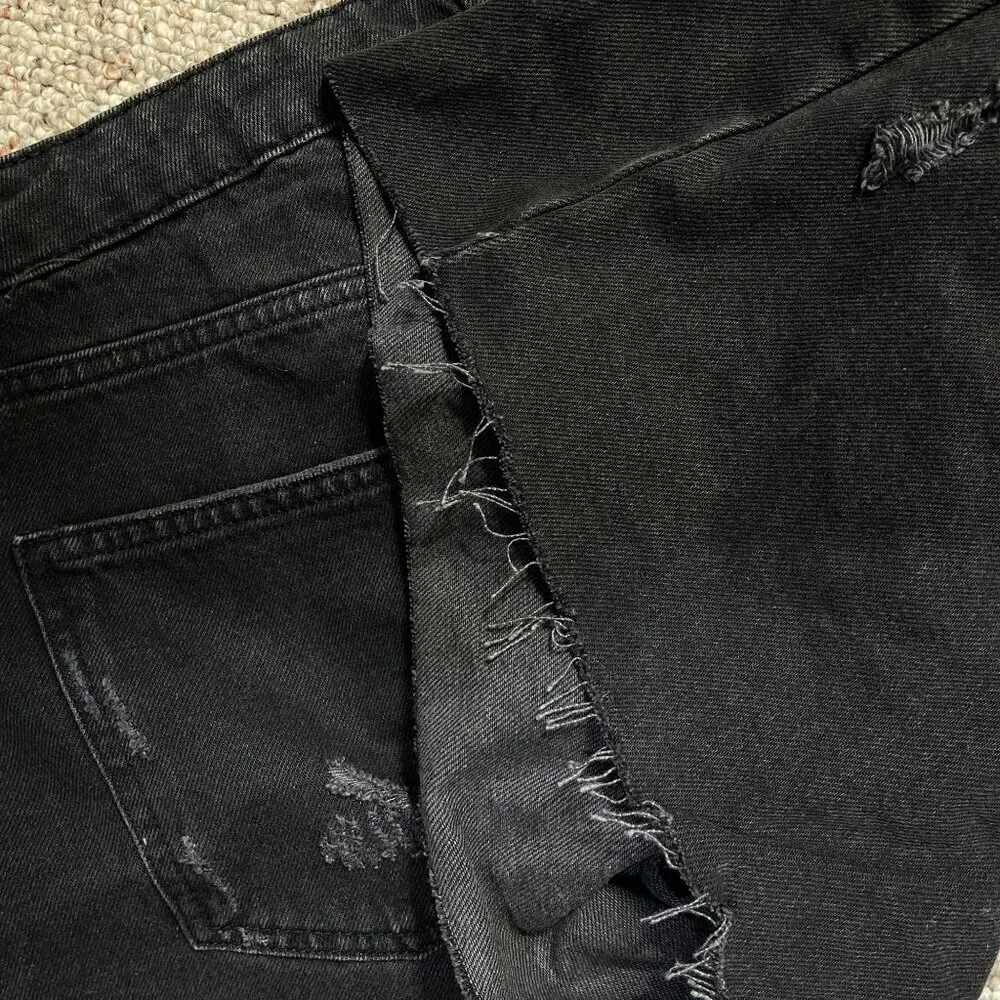 Wild Fable Women's Black Jean Shorts Denim Distressed Raw Hem Size 14 - Image 4