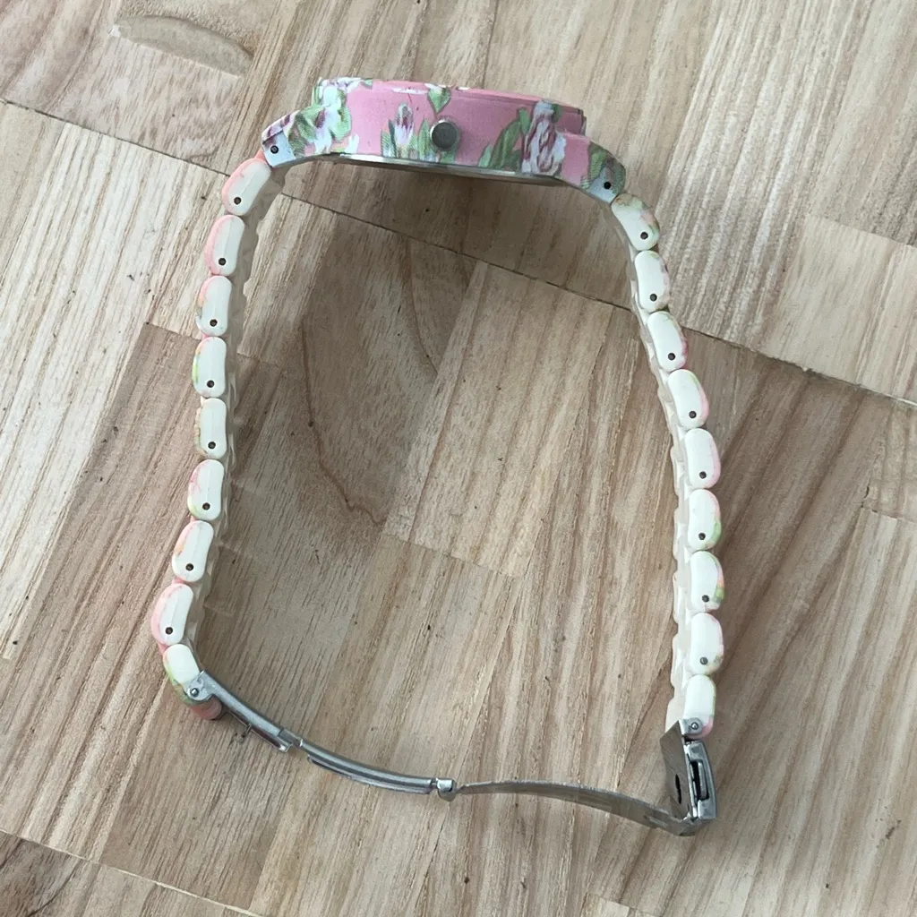 Fashion Watch Strada Brand Floral Patten Bracelet Case Pink - Image 4