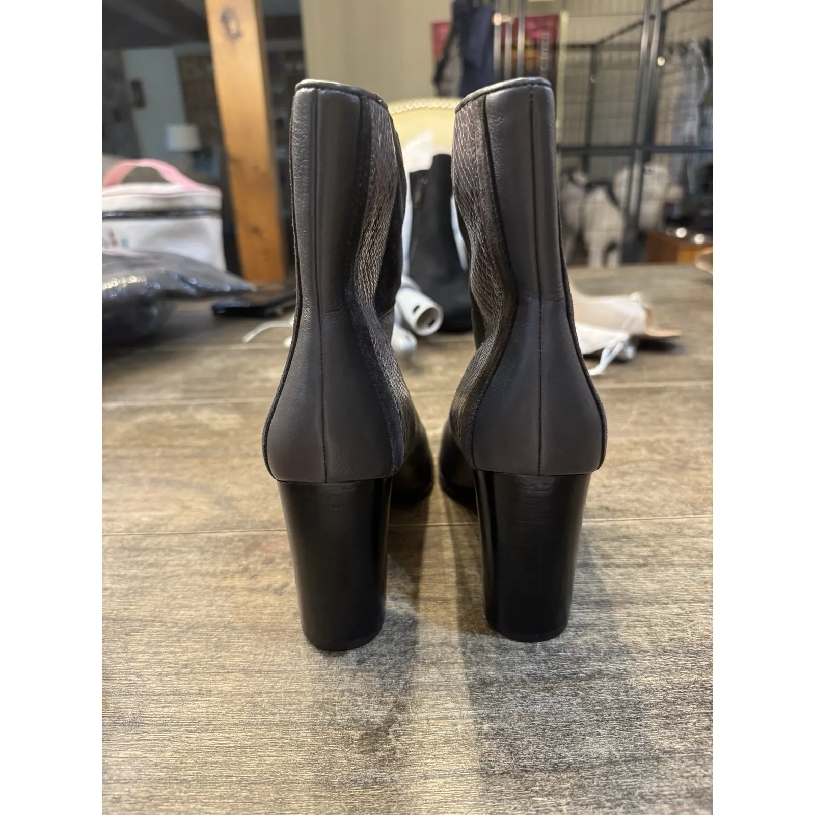 Diane Von Furstenberg Leather Booties Heels Gray Snakeskin Size 38 US 8 Suede‎ - Image 5