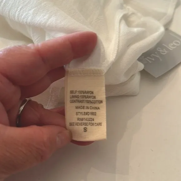 ILLA ILLA Deep V Neck Dress NWT, Size Small - Image 11