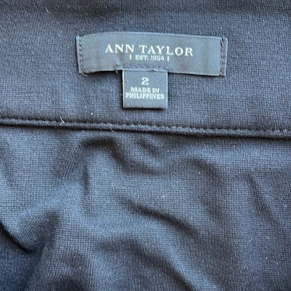 Black Ann Taylor Half Zip Pencil Skirt - Image 4