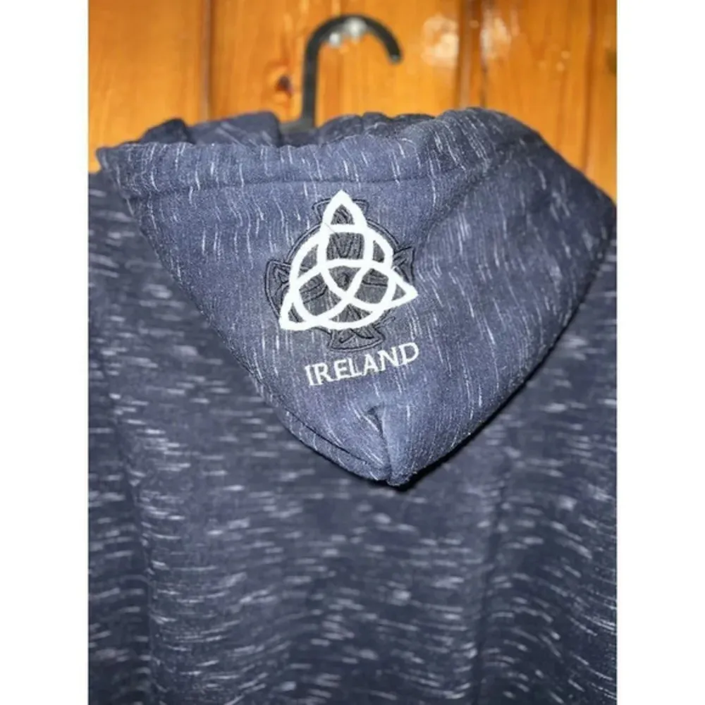 Irish Connexxion Unisex Hoodie Dublin Blue White Pullover Long Sleeve Woman's M Size M - Image 4