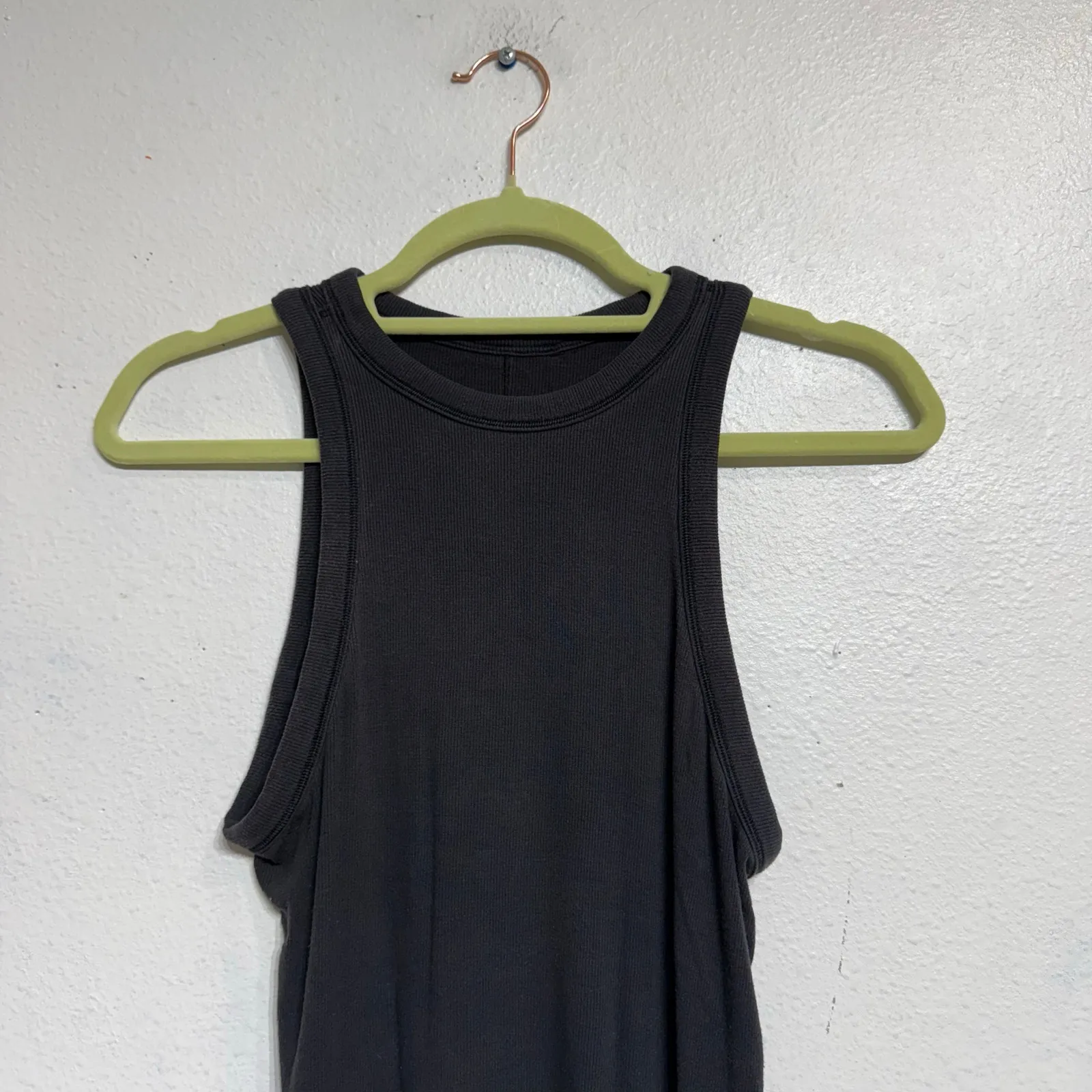 Lululemon Black Hold Tight Ribbed Racerback Tank Sz S - Image 3