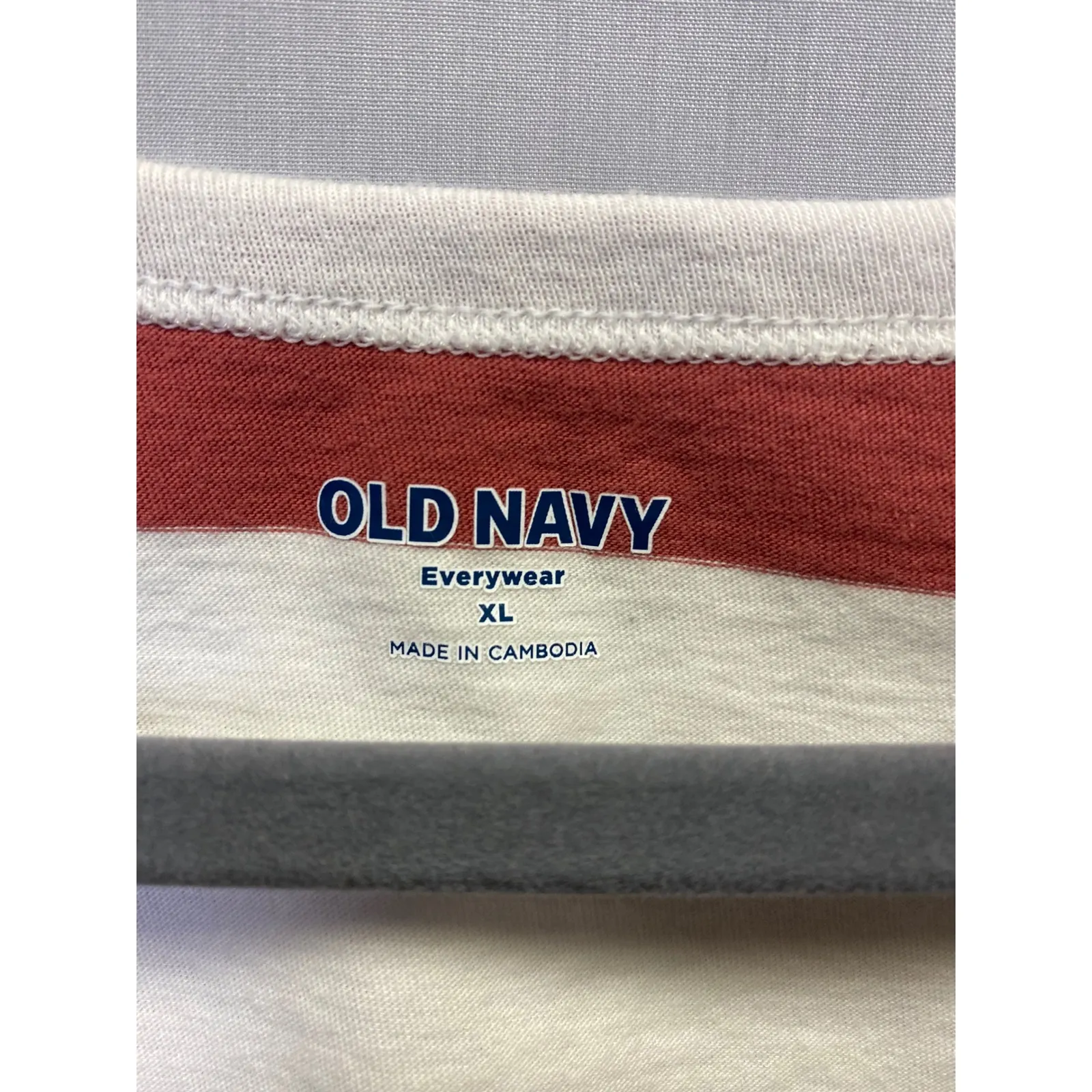 OLD NAVY Women's Striped V Neck T Shirt Tee Everyday Casual Size XL - Image 2