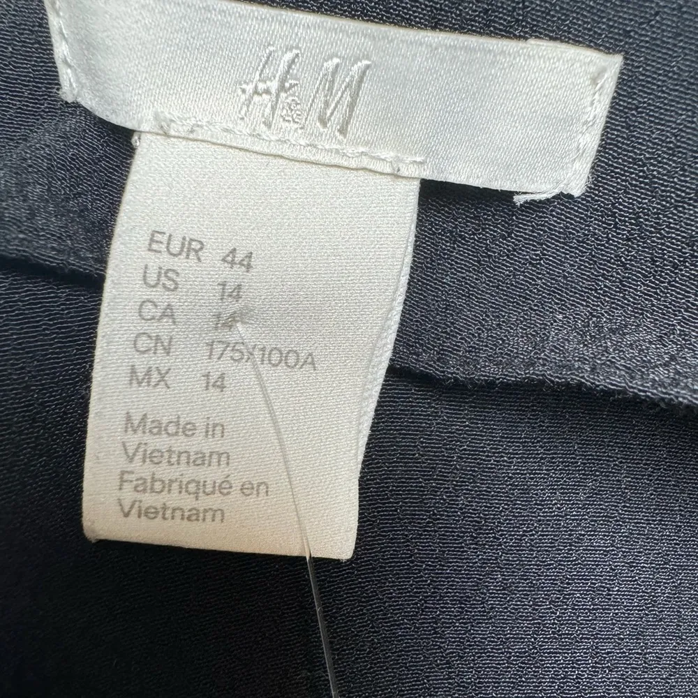 H&M Women’s Black Blouse - Image 4